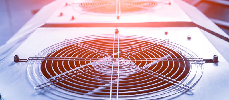 Grille de ventilateur d’une unité extérieure de climatisation